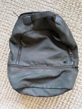 lululemon everywhere belt bag - red white black Lululemon Everywhere Belt Bag - Love Red